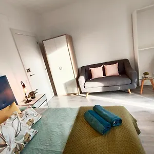 Hostel Private In Heart Of, Barcelona