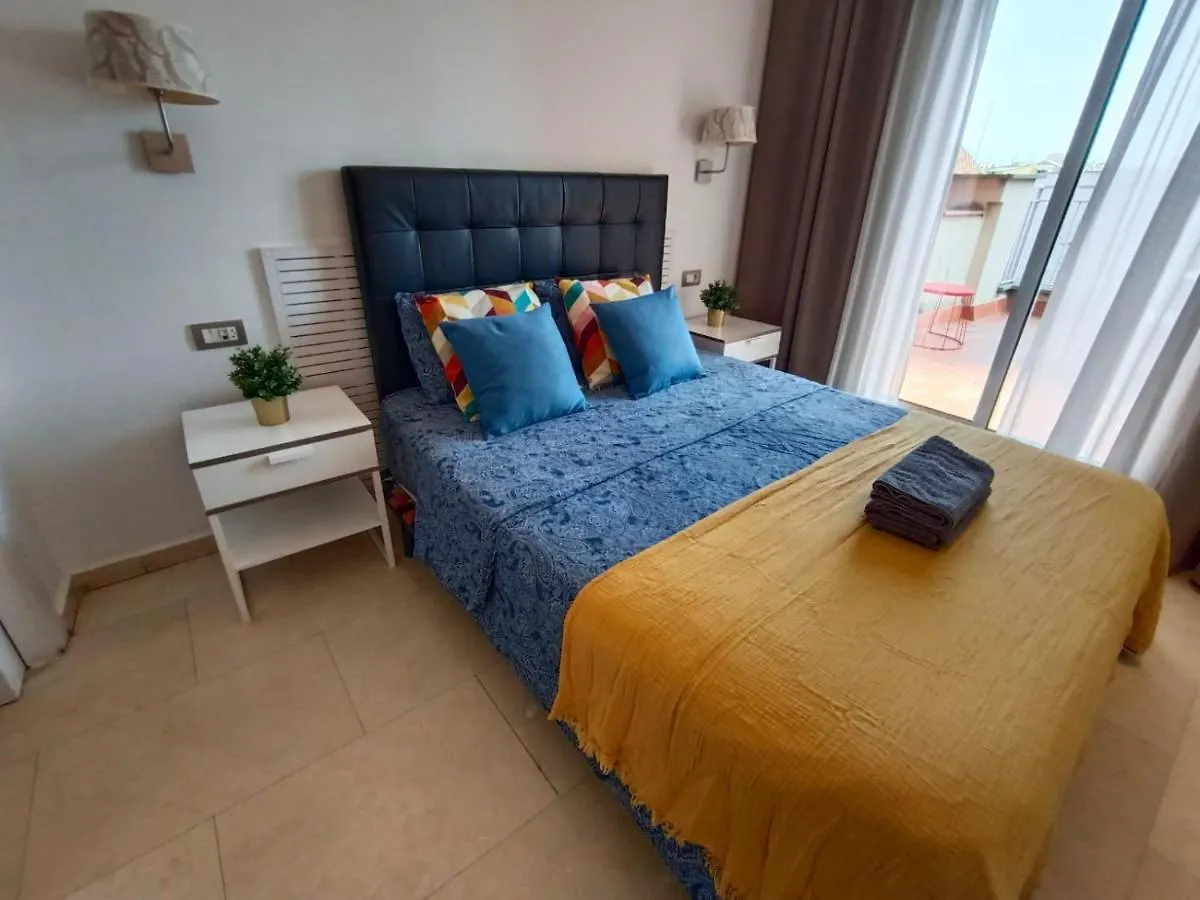 By Paseo De Colon Apartment Spain